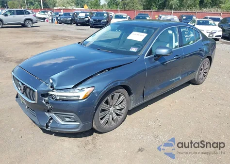2019 Volvo S60 T6 Inscription from USA, damaged, VIN 7JRA22TL2KG012176